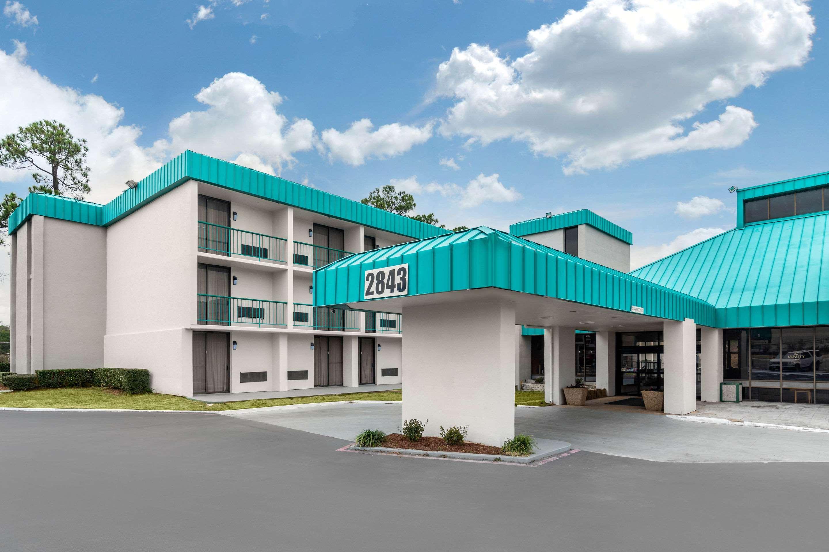 Quality Inn Tyler - Lindale Екстериор снимка