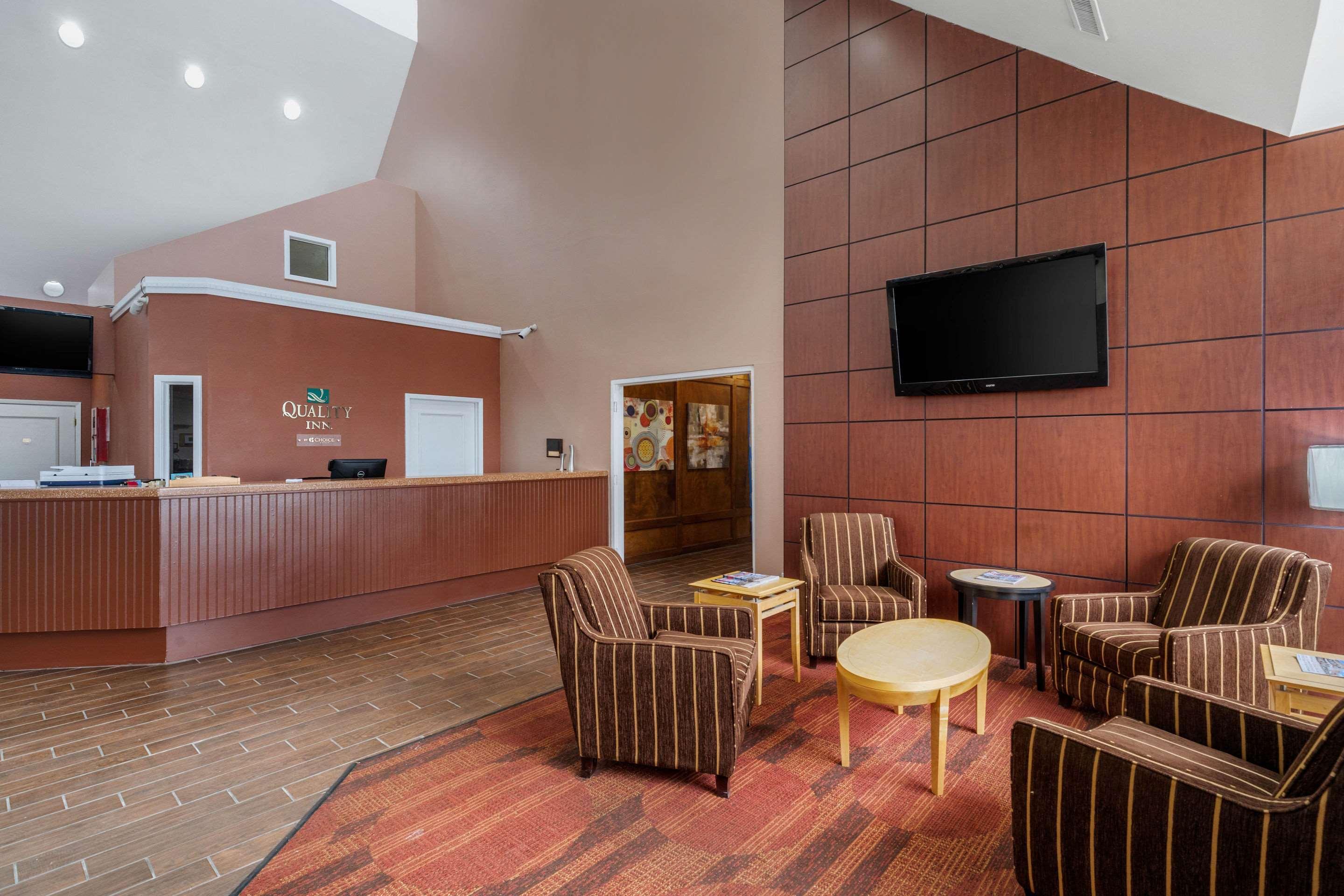 Quality Inn Tyler - Lindale Екстериор снимка